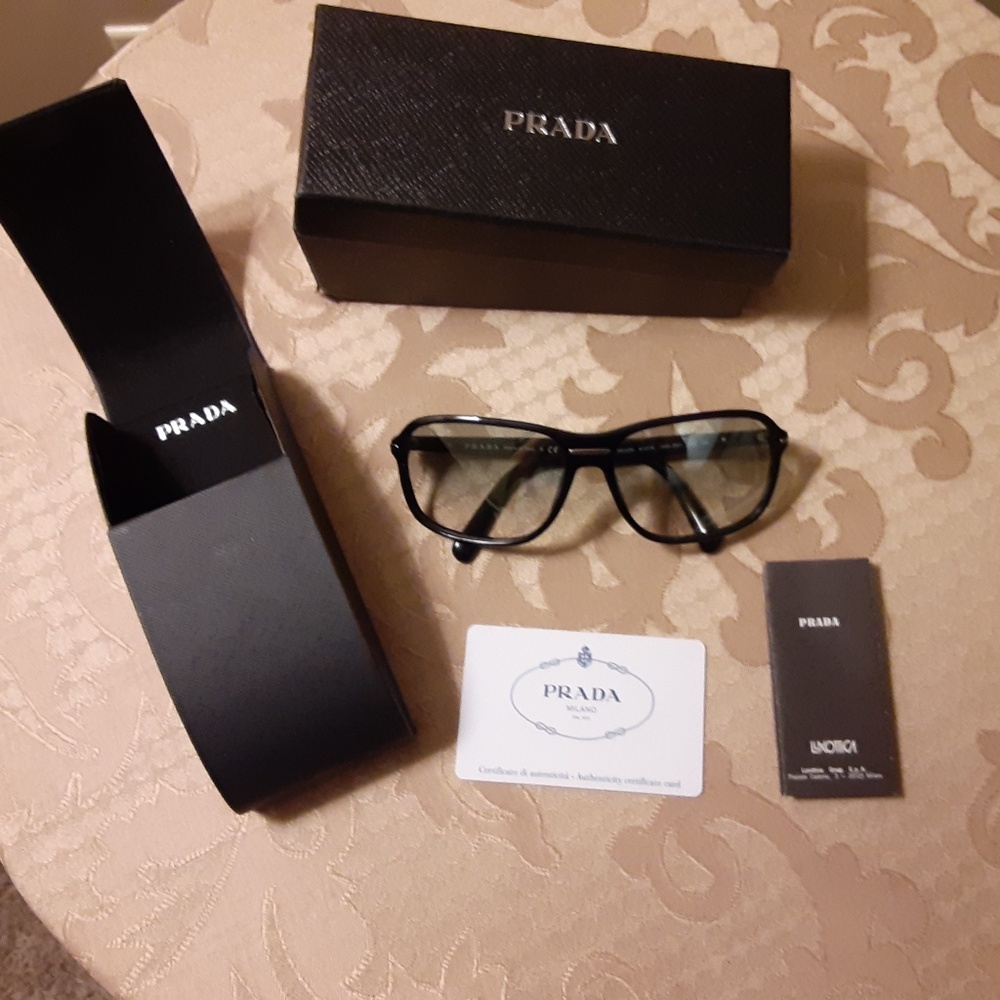 Prada Sunglasses with COA - Picture 13 of 13